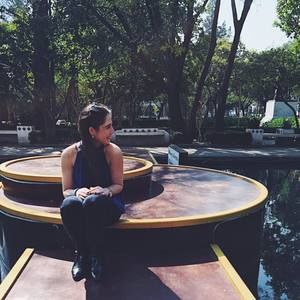 Meet your Posher, Valeria